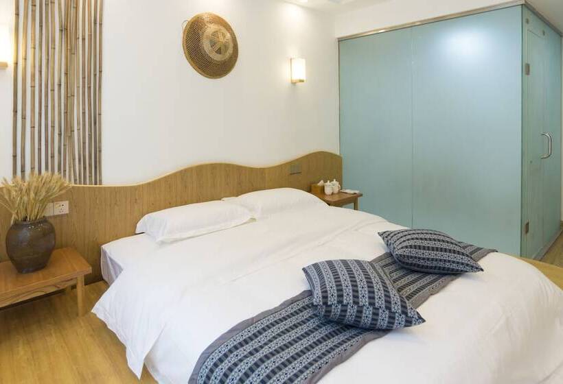 פנסיון Jiesu Renwen Guest House