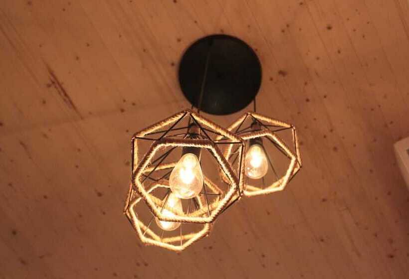 پانسیون Lost Circle Homestay