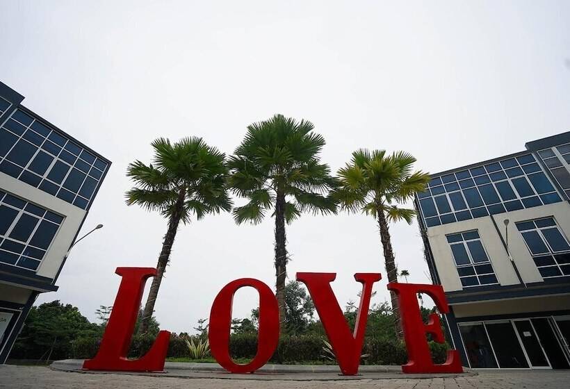 호스텔 My Studio Hotels Kualanamu Airport Medan