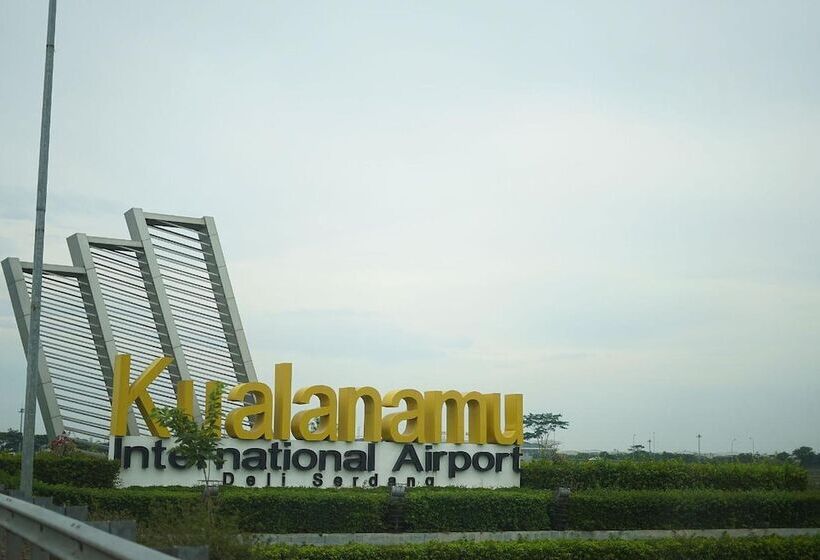 호스텔 My Studio Hotels Kualanamu Airport Medan