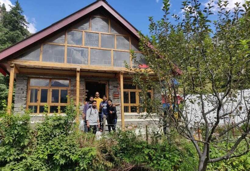 בית מלון כפרי Stonedage Tosh