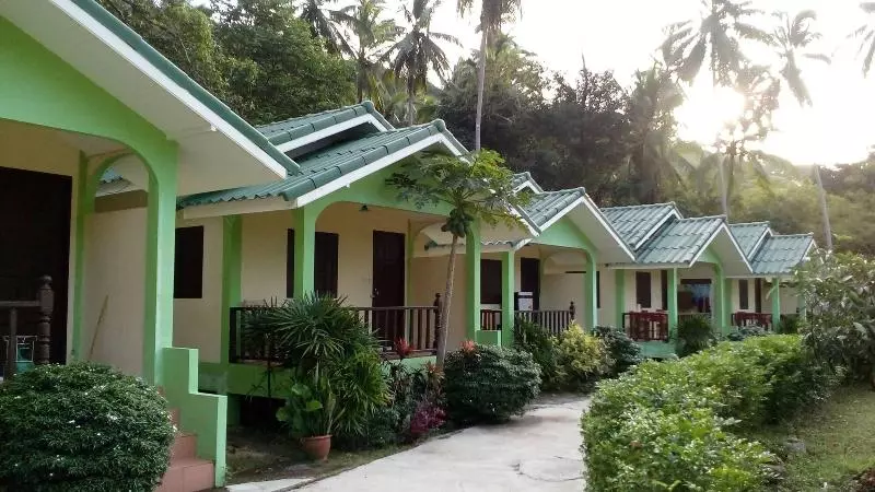 هتل Tara Resort Samui