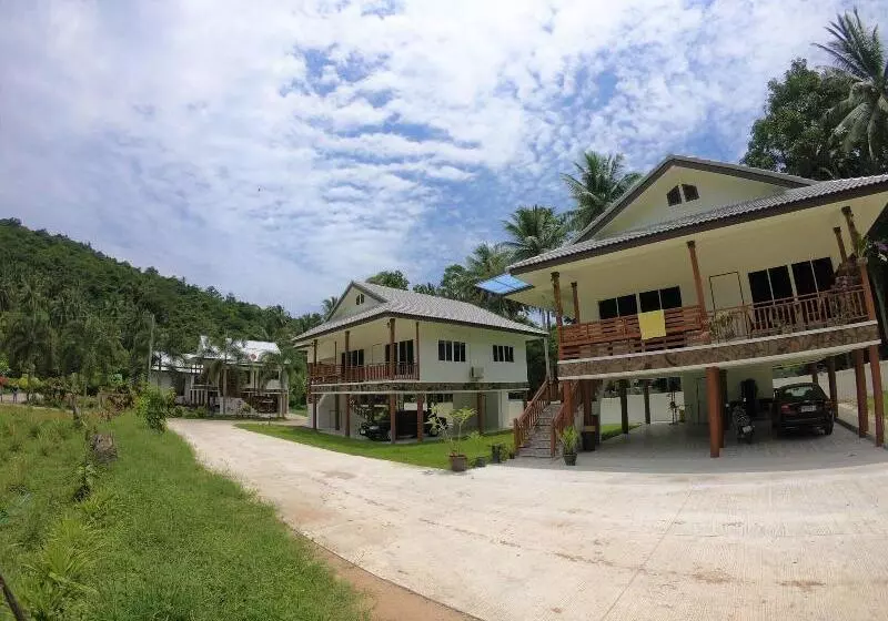 هتل Tara Resort Samui