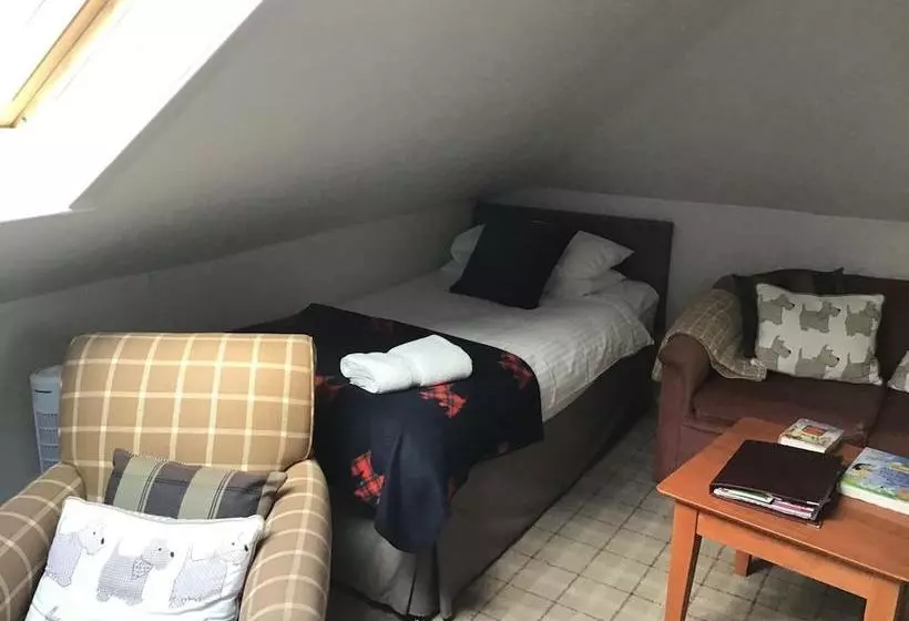 Woodvale Bed And Breakfast