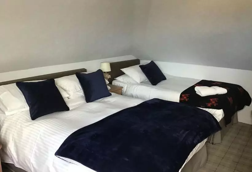 Woodvale Bed And Breakfast