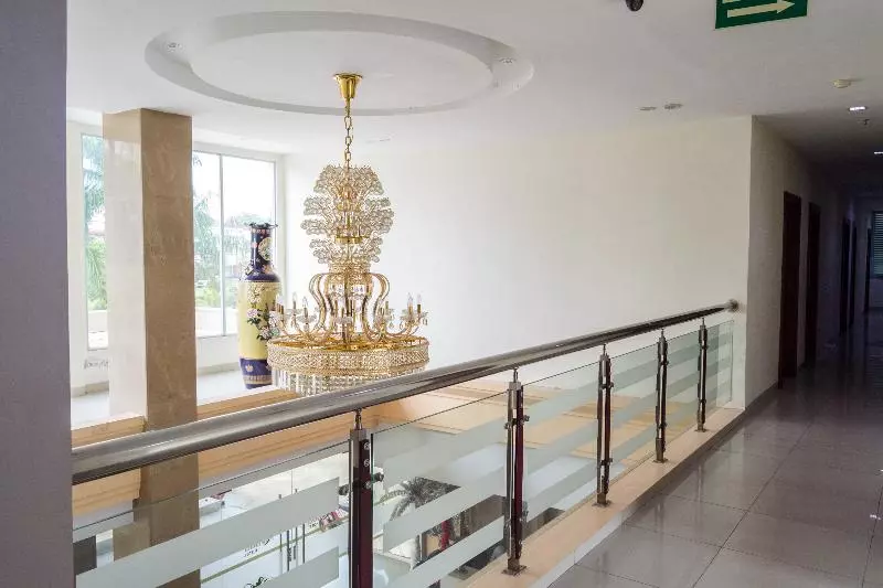Aviari Hotel By Oyo Rooms