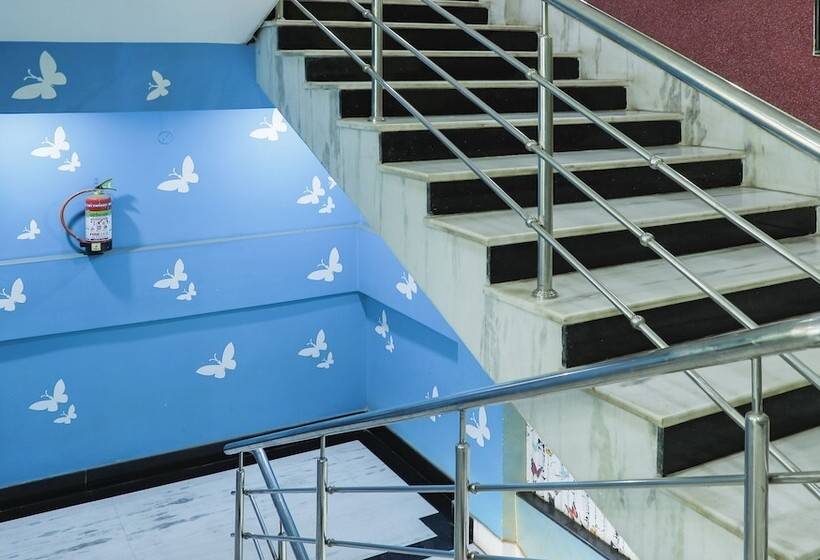 هتل Treebo Trend Good Luck Residency