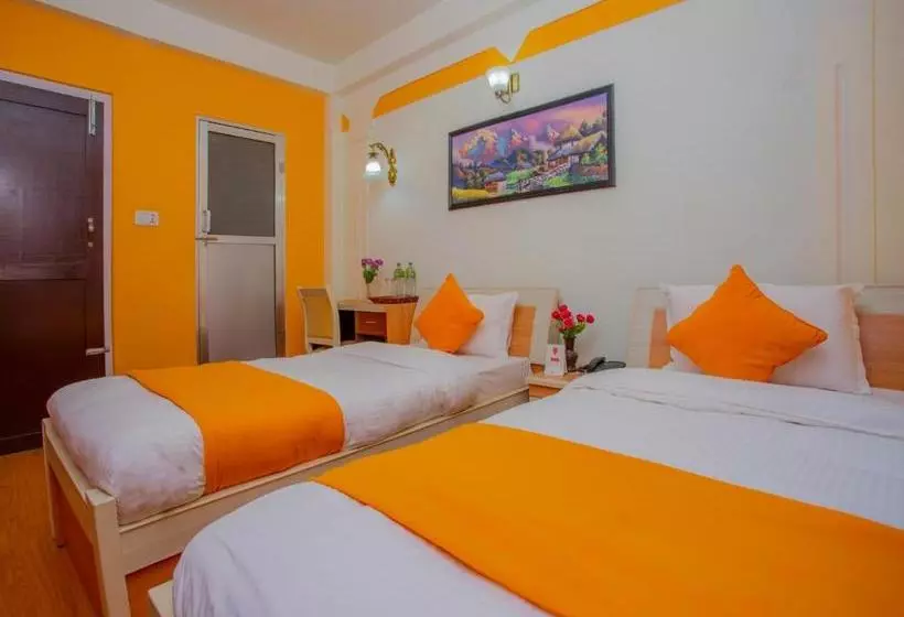 هتل Hari's Home By Oyo Rooms