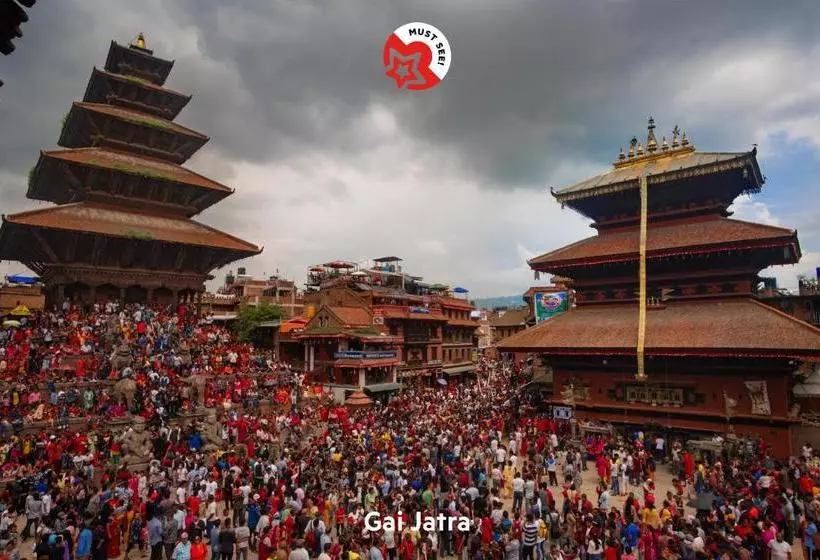 هتل Hari's Home By Oyo Rooms