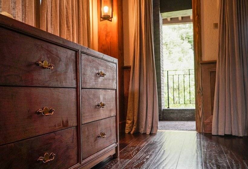 호텔 Songtsam Linka Lijiang