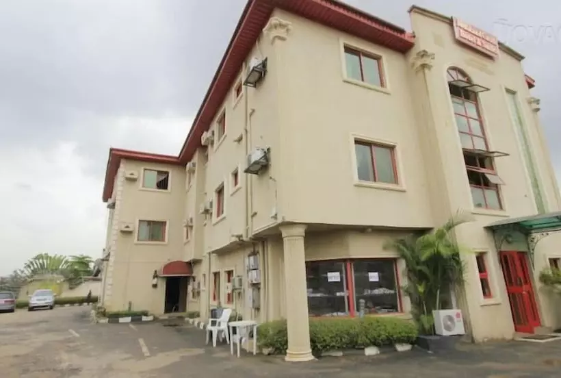 Jonsland Castle Hotels And Suites