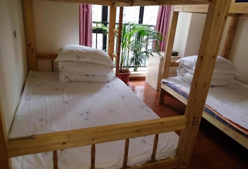 Milan Apartment Pazhou Exhibition Center