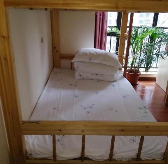 Milan Apartment Pazhou Exhibition Center