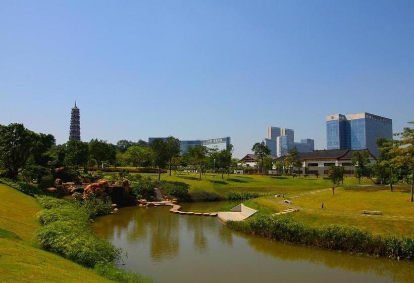 Milan Apartment Pazhou Exhibition Center