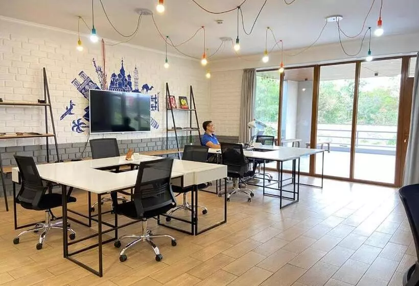 Ololofreelander Hostel&coworking