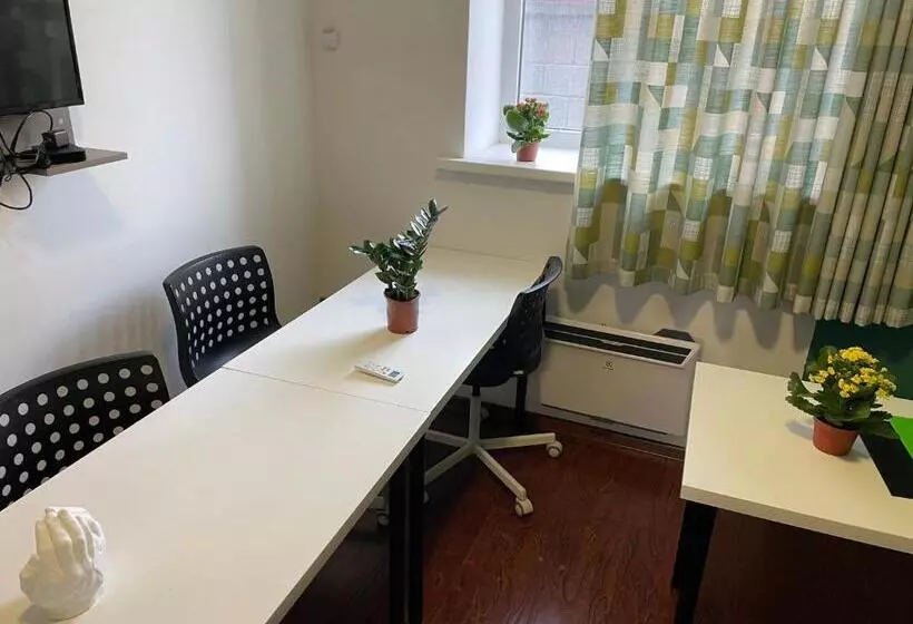 Ololofreelander Hostel&coworking