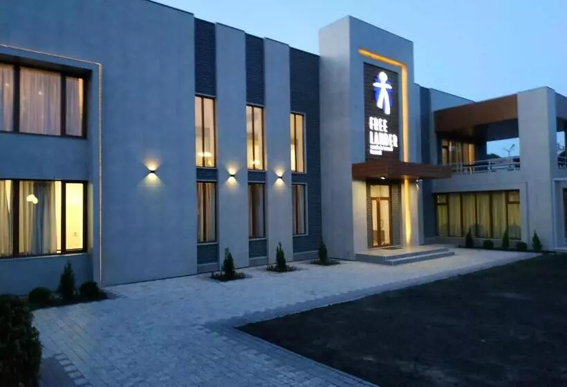 Ololofreelander Hostel&coworking