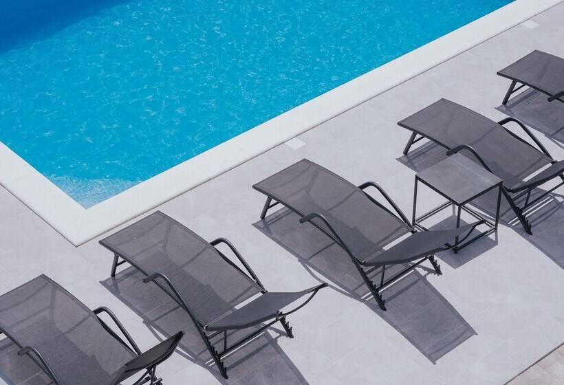 Apartments Pool Villa Aldura