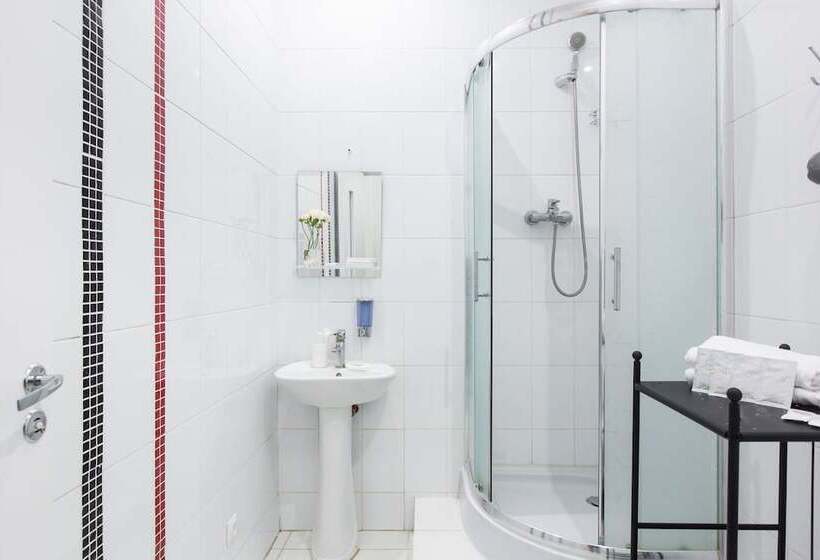 Apart Hotel Oruzheiniy Plaza