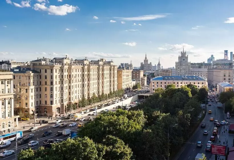 Apart Hotel Oruzheiniy Plaza