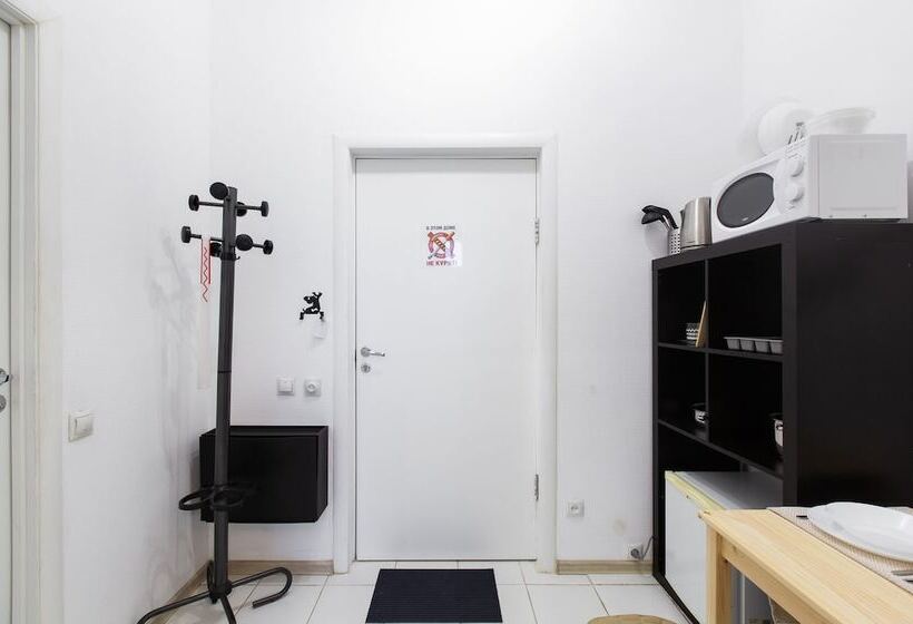 Apart Hotel Oruzheiniy Plaza