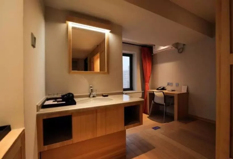 Hotelli City Home · Korart