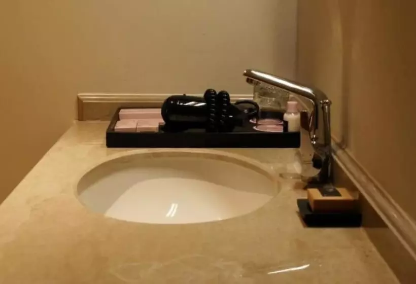 Hotelli City Home · Korart