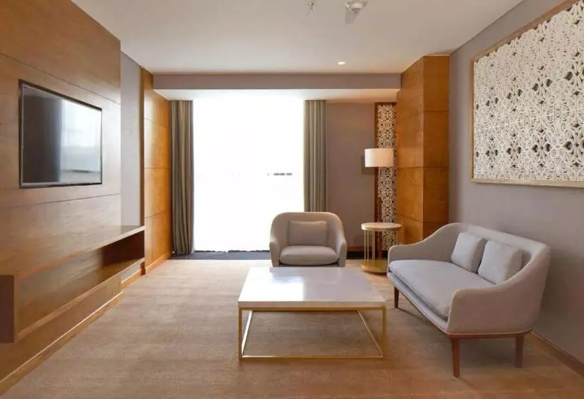 ホテル Four Points By Sheraton Balikpapan