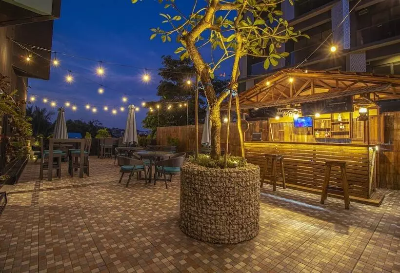 ホテル Four Points By Sheraton Balikpapan