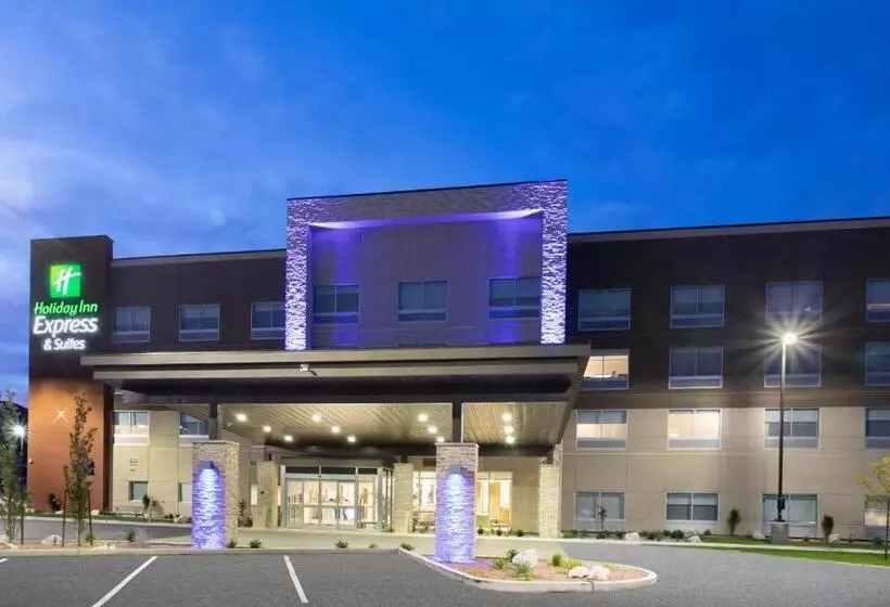 Hotelli Holiday Inn Express & Suites   Ely, An Ihg