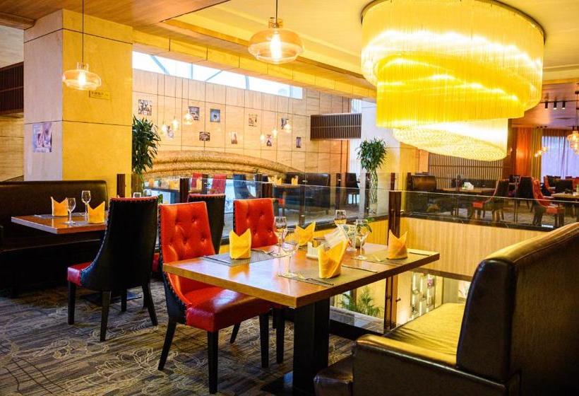 Hotel Peace International