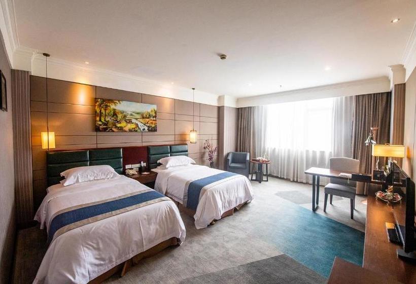 Hotel Peace International