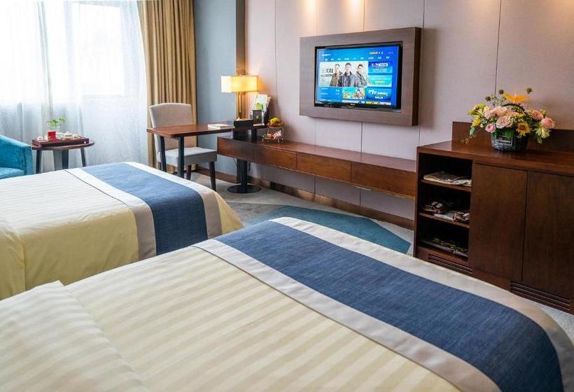 Hotel Peace International