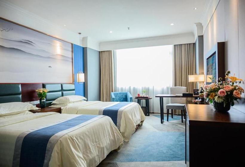 Hotel Peace International