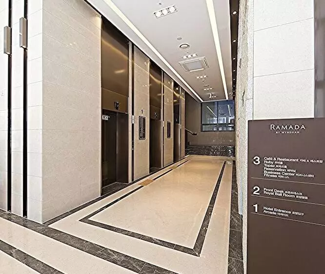 ホテル Ramada By Wyndham Daejeon