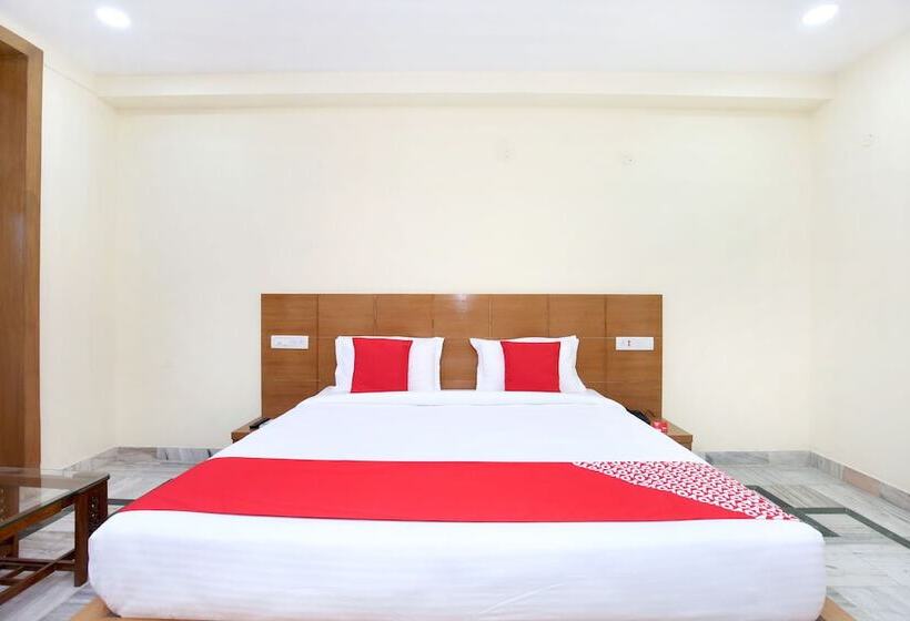 בית מלון כפרי Periyar Holidays