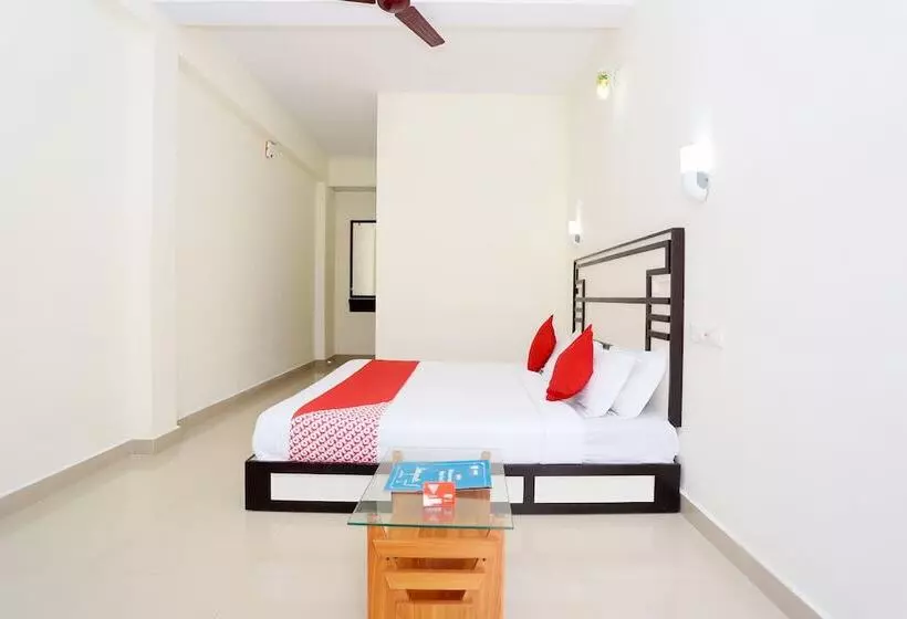 ホテル Periyar Holidays