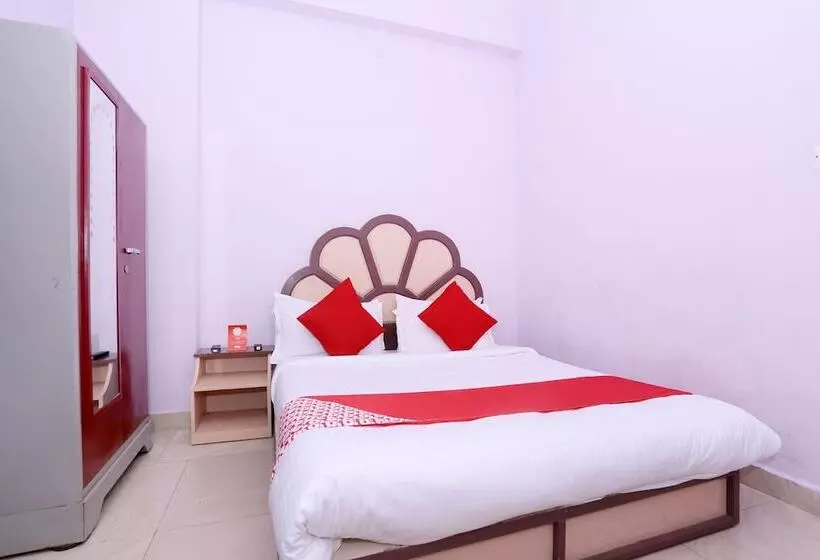 ホテル Periyar Holidays