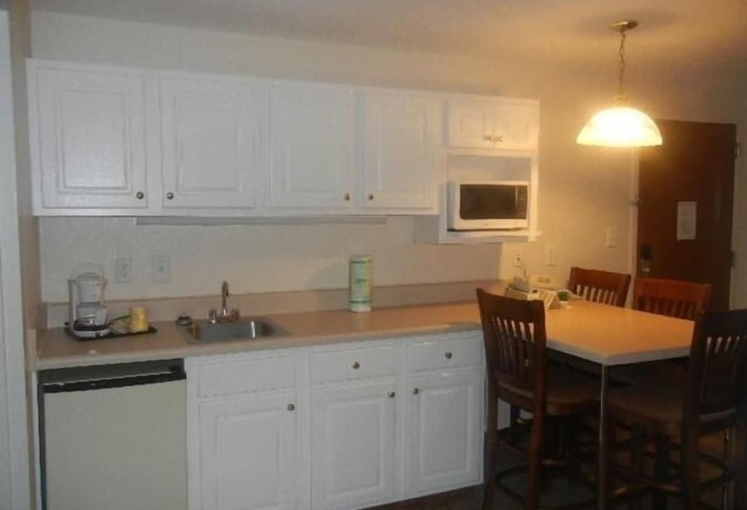 هتل The Landmark Inn