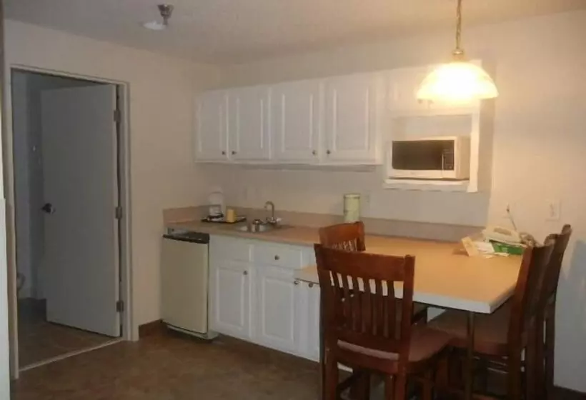 Hotelli The Landmark Inn