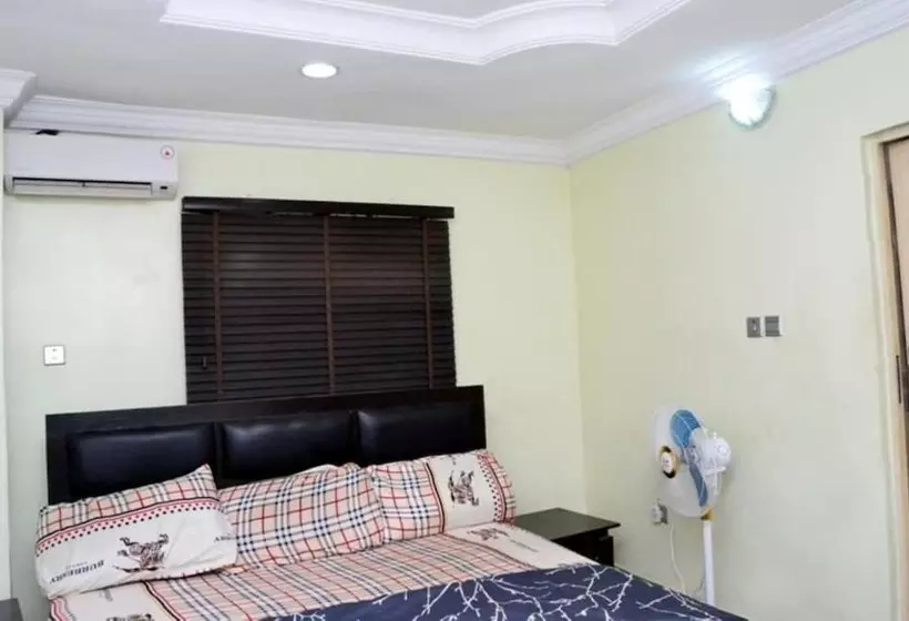 Unique Didis Royal Hotel & Suites