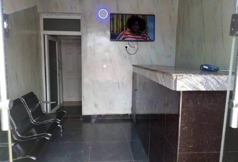 Unique Didis Royal Hotel & Suites