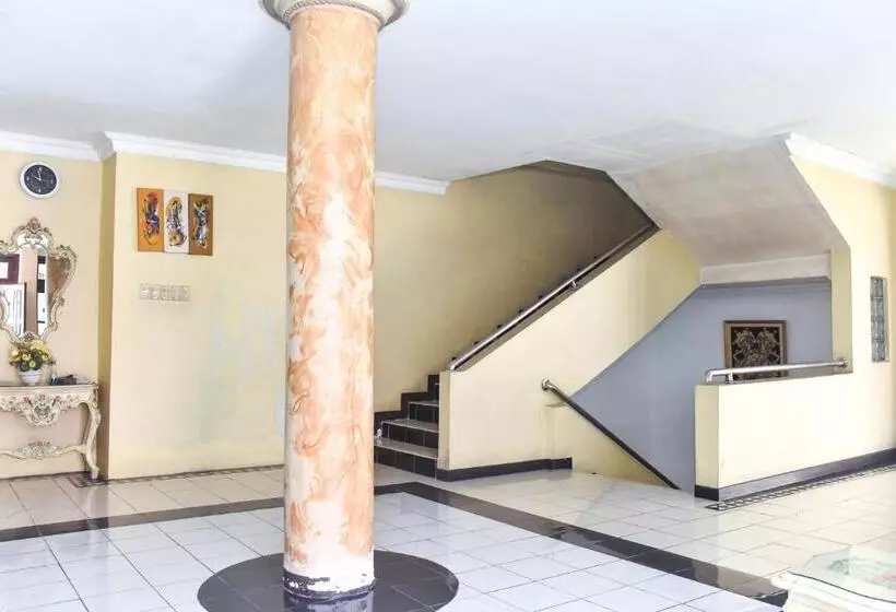 Majatalo Reddoorz Plus @ Tirta Kencana