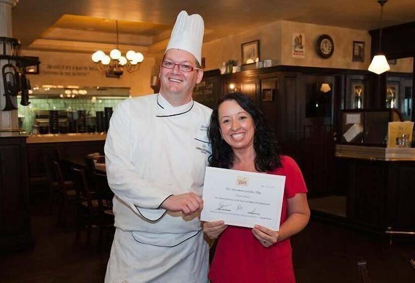 تختخواب و صبحانه Jaeger Biergarten Manila