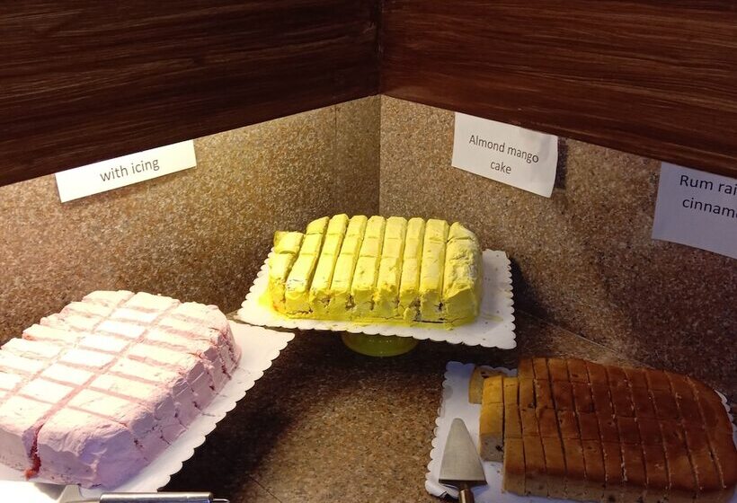 تختخواب و صبحانه Jaeger Biergarten Manila