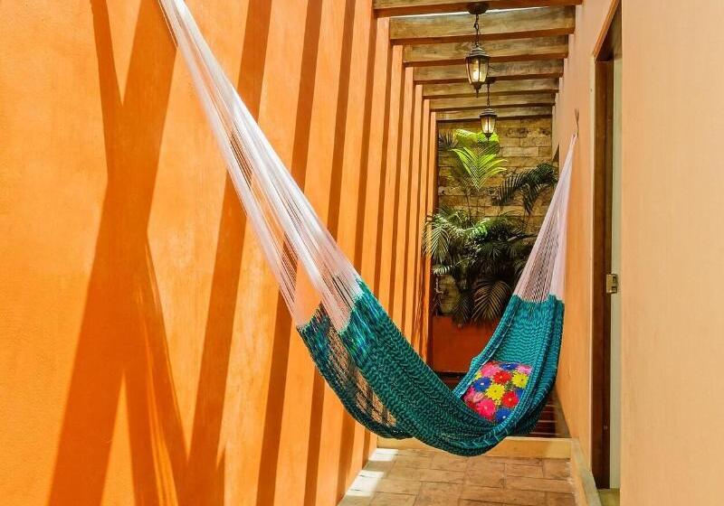 Casa Del Maya Bed & Breakfast