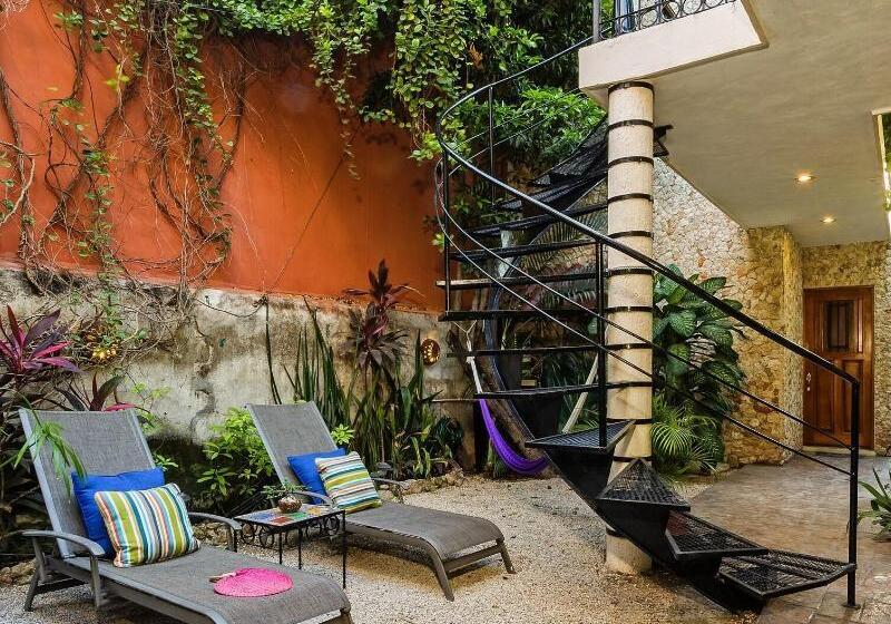 Casa Del Maya Bed & Breakfast