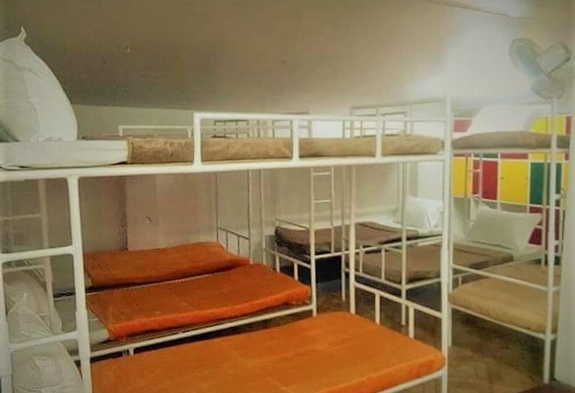 Dormitels.ph Makati   Hostel