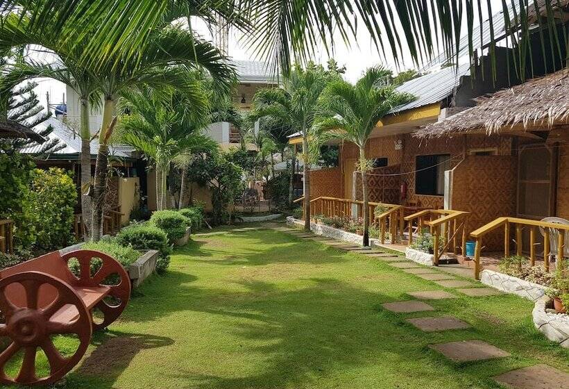 Hotel Alona Bamboo House