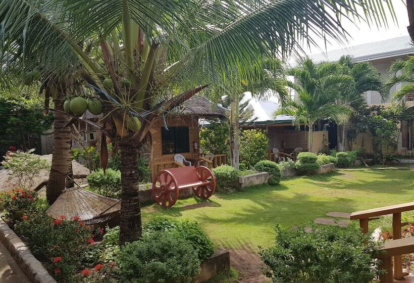 Hotel Alona Bamboo House